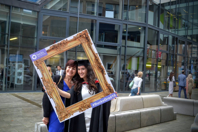 Buckinghamshire New University (Pinewood Studios)