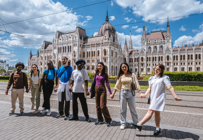 Budapest Business University