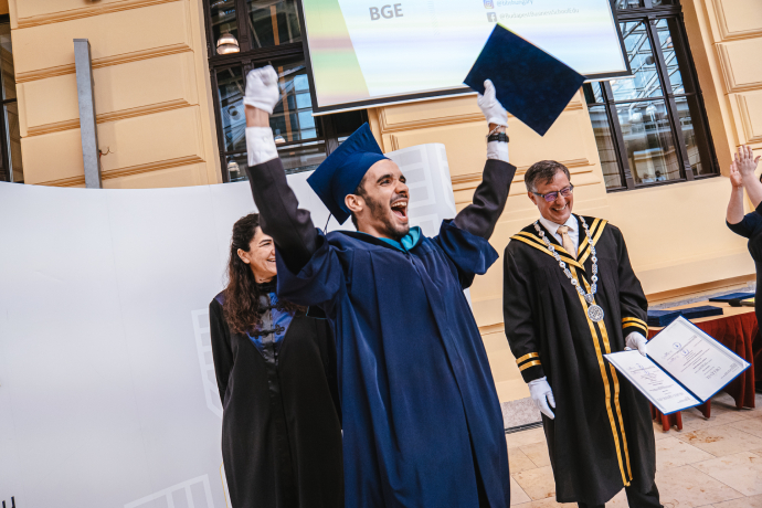 Budapest Business University