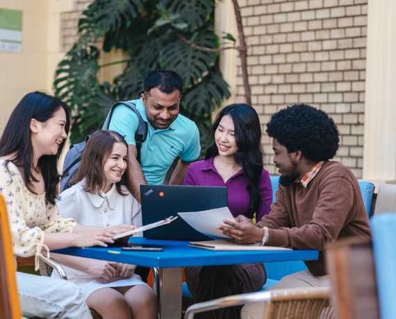 Budapest Business University