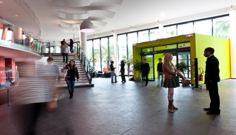 EDHEC Business School