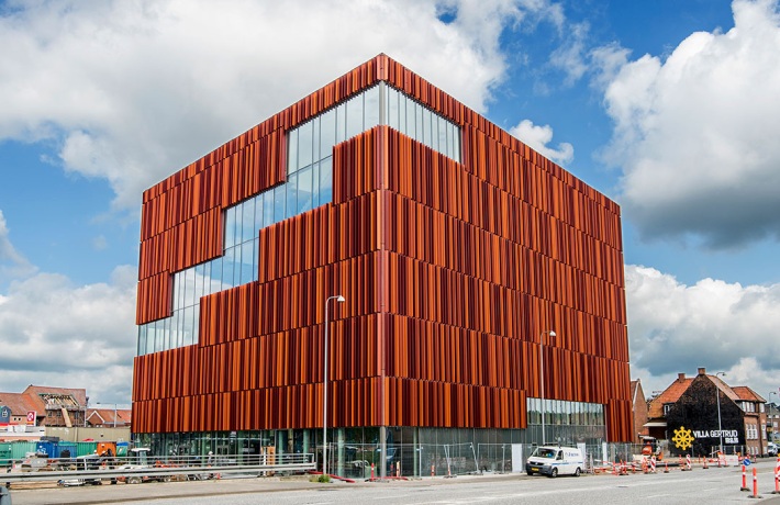 Cover image for International Business Academy (IBA)