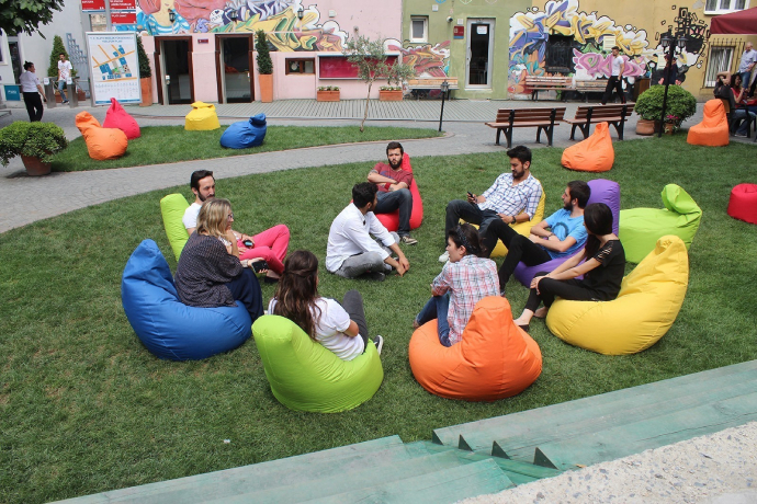 Istanbul Ayvansaray University