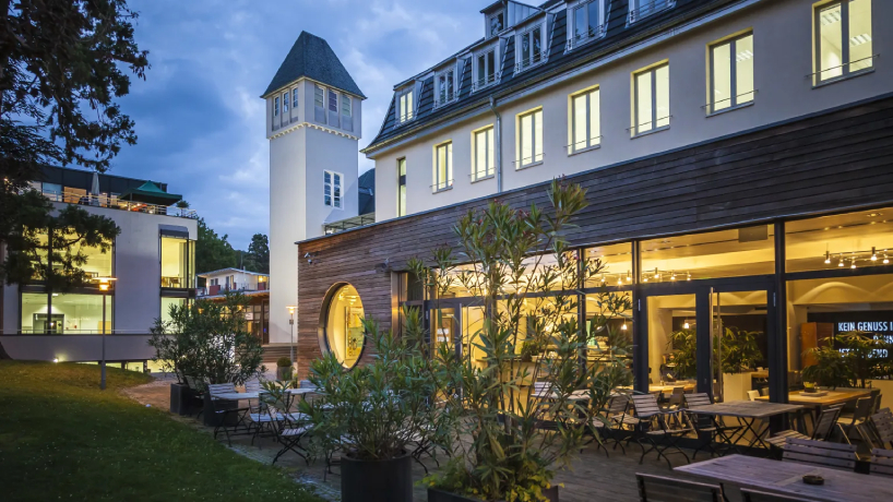 IU International University of Applied Sciences (UNIOPEN)