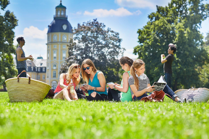 Karlshochschule International University