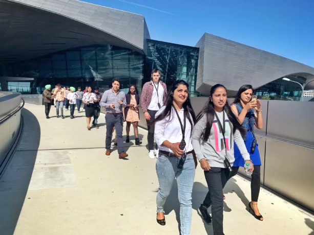 New European College (NEC)