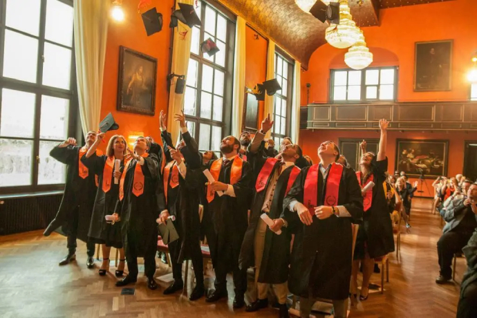 New European College (NEC)