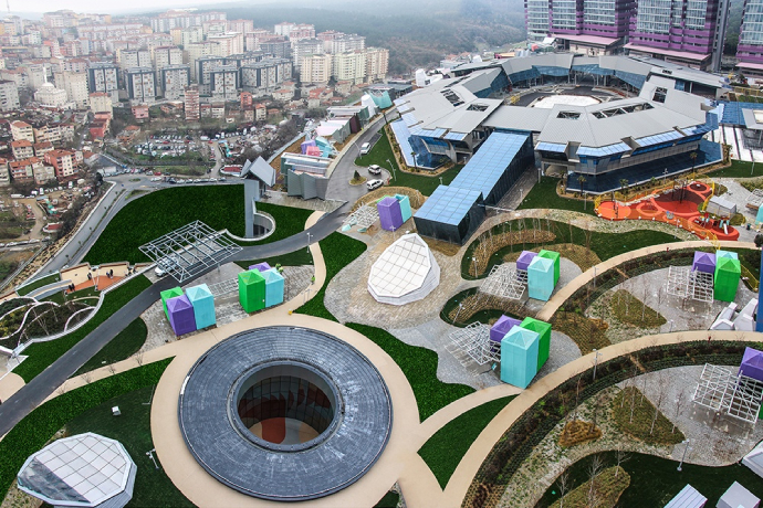 Nisantasi University