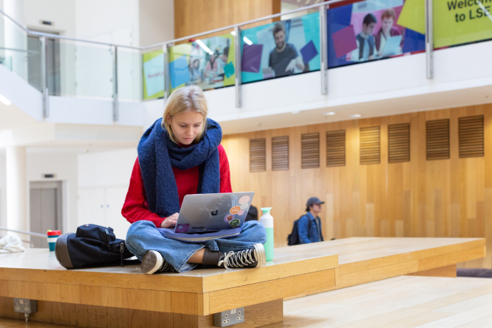 The London School of Economics and Political Science (LSE)