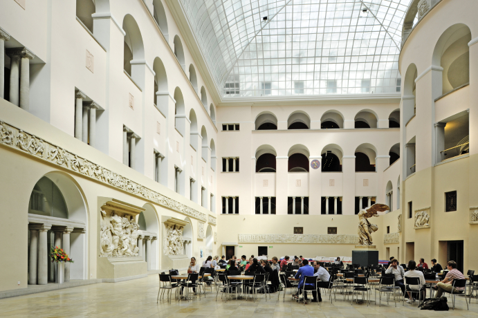 University of Zurich (UZH)