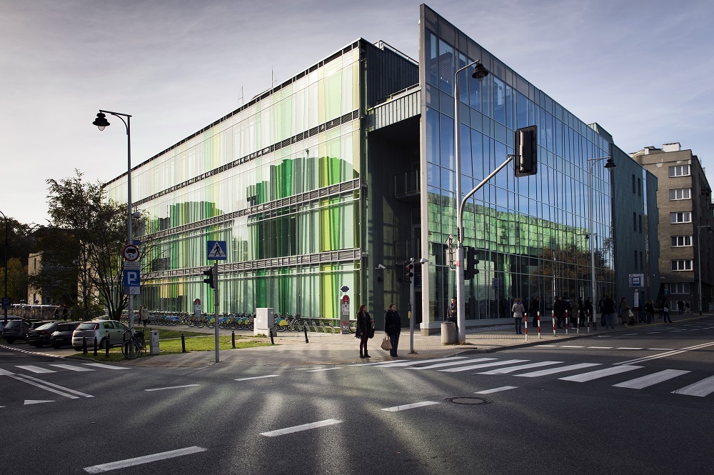 Warsaw University of Business (WWBS)